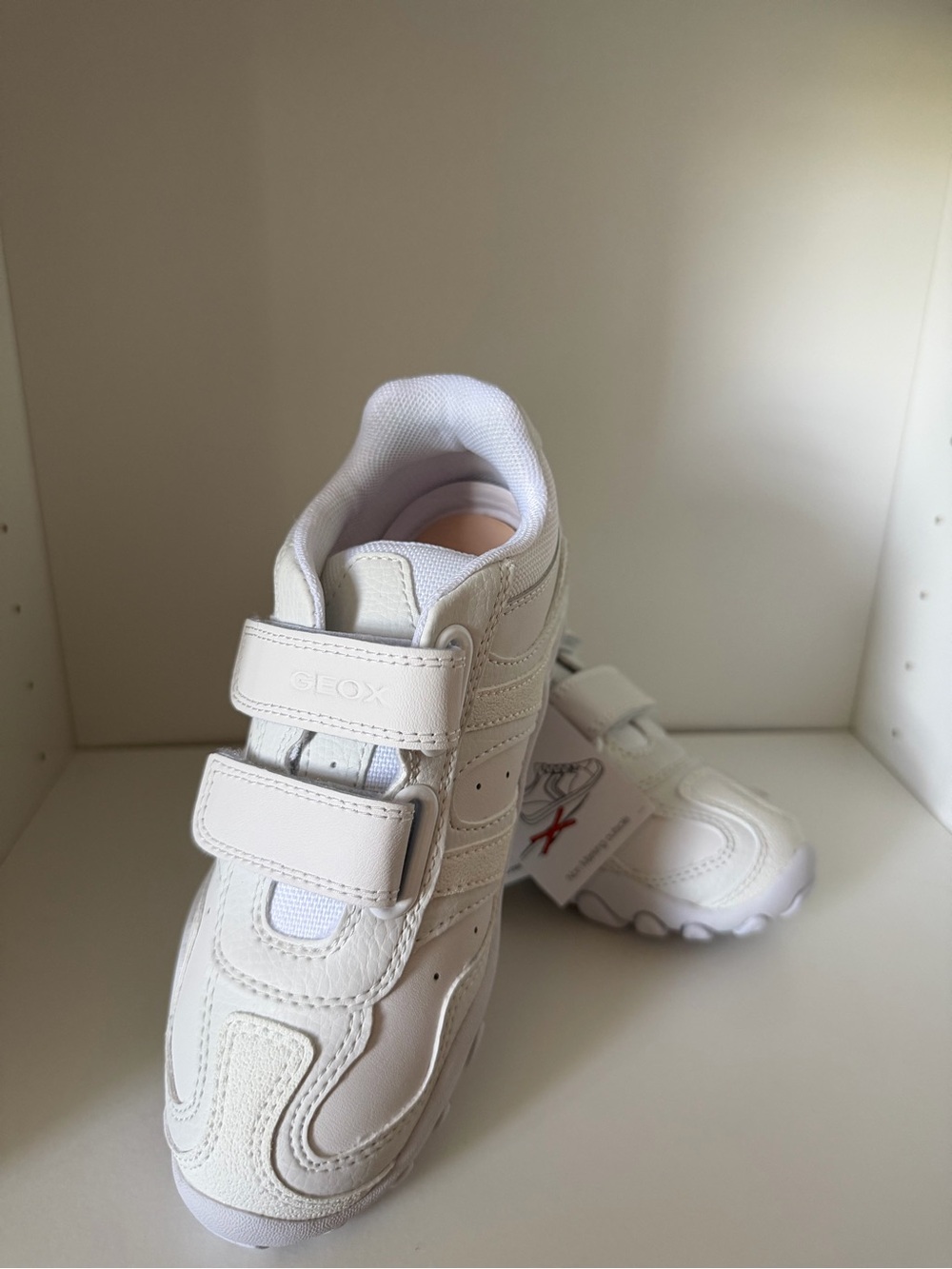 Geox Respira Crush Kids White  Velcro Sneakers 13US  31EU NWT